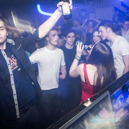 Schwester Semester @ The Loft