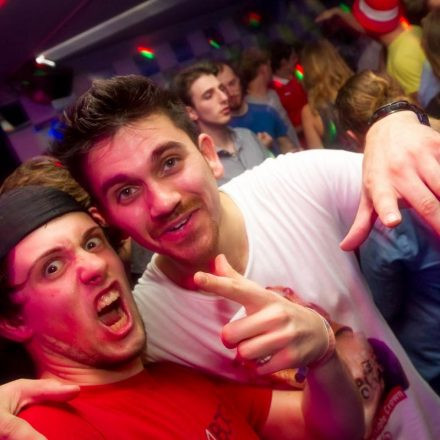 Schwester Semester @ The Loft