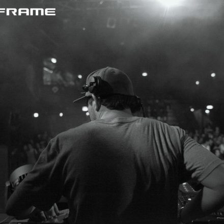 Mainframe feat. Aphrodite & Mefjus B2B Insideinfo [supported by Farben Froh]