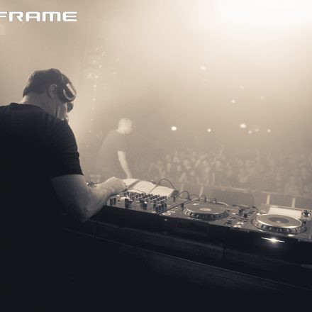 Mainframe feat. Aphrodite & Mefjus B2B Insideinfo [supported by Farben Froh]