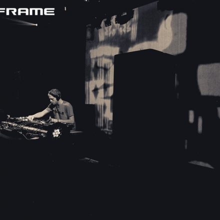 Mainframe feat. Aphrodite & Mefjus B2B Insideinfo [supported by Farben Froh]