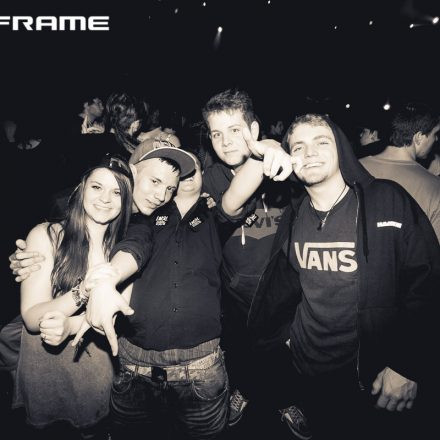 Mainframe feat. Aphrodite & Mefjus B2B Insideinfo [supported by Farben Froh]