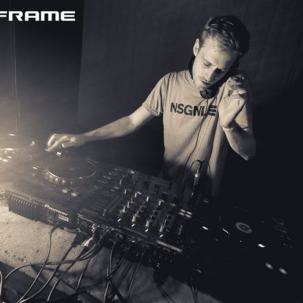 Mainframe feat. Aphrodite & Mefjus B2B Insideinfo [supported by Farben Froh]