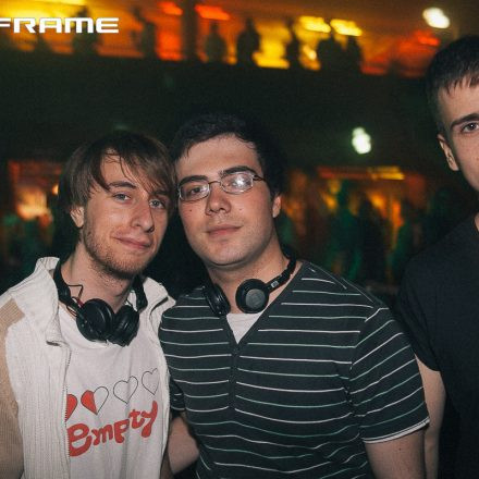 Mainframe feat. Aphrodite & Mefjus B2B Insideinfo [supported by Farben Froh]