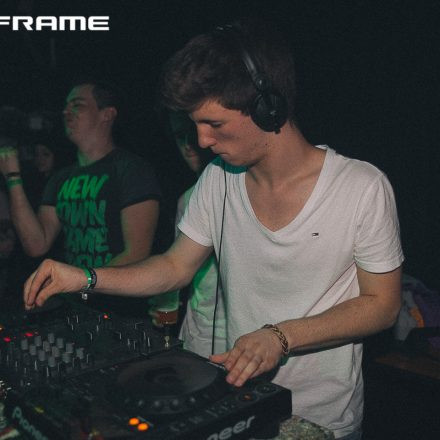 Mainframe feat. Aphrodite & Mefjus B2B Insideinfo [supported by Farben Froh]