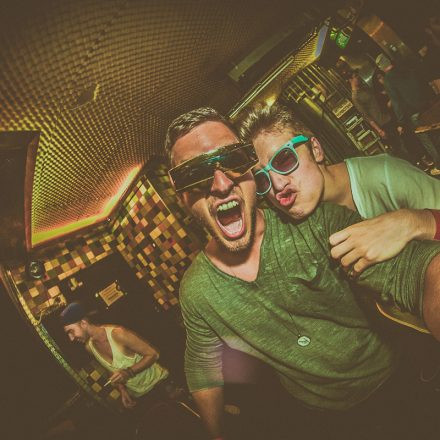 THATSHxT - Sunglasses Special @ Flex (P.LIPIARSKI)