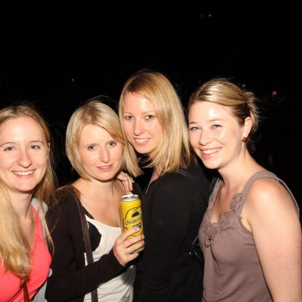 Wednesday Madness @ Flex