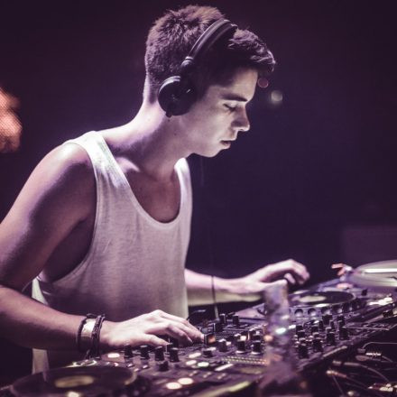 T H A T S H x T @ Flex