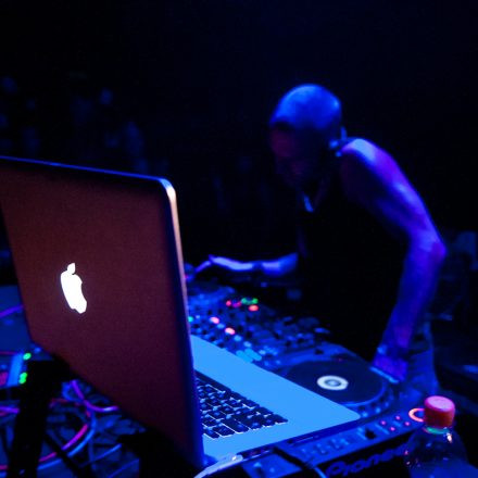 Future Beatz mit B-complex @ Flex