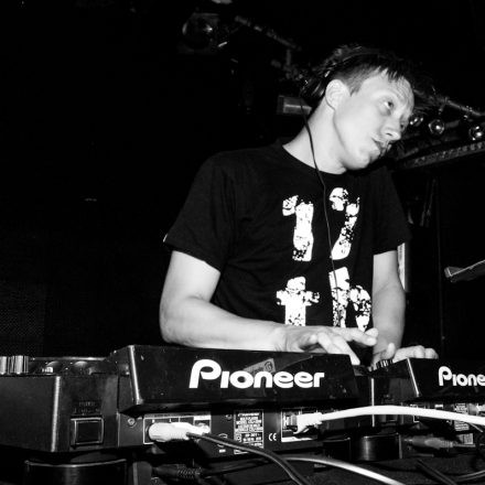 Future Beatz mit B-complex @ Flex