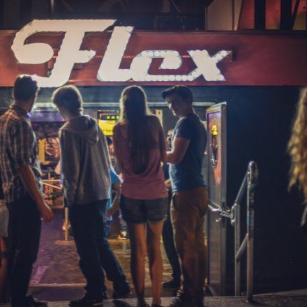 T H A T S H x T @ Flex