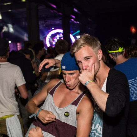 Frequency Festival 2013 Night 1 Part 1 @ Green Park