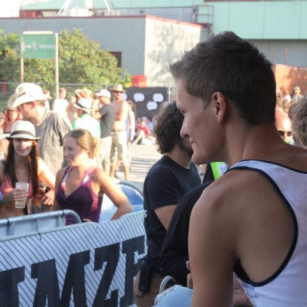 Frequency Win & Chill Area / Autogrammzelt Day 1 @ Green Park