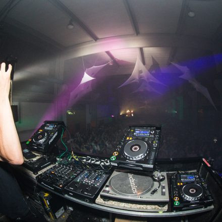 Frequency Festival 2013 Night 2 - Part 1 @ Green Park