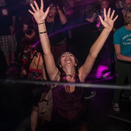 Addicted to Rock @ U4