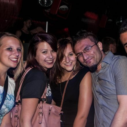 Addicted to Rock @ U4
