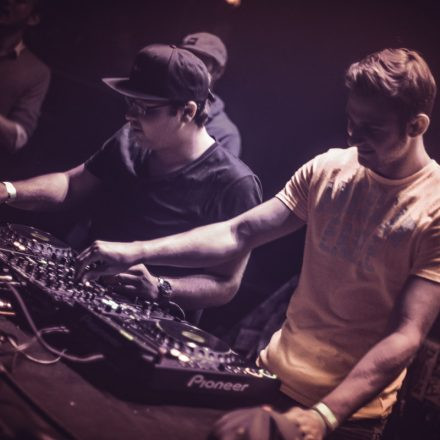 T H A T S H x T @ Flex