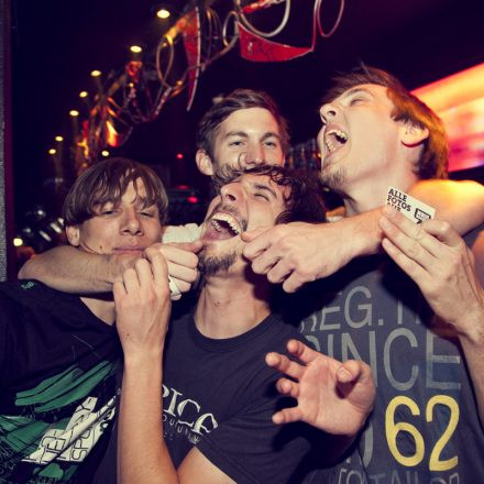 Addicted To Rock @ U4