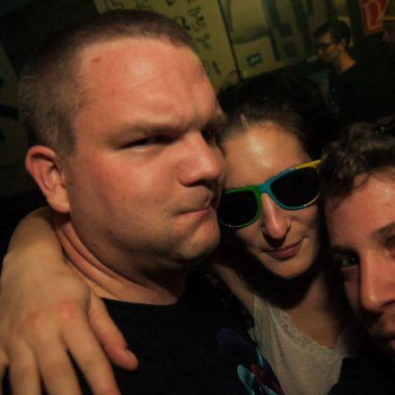 Vollkontakt @ Fluc