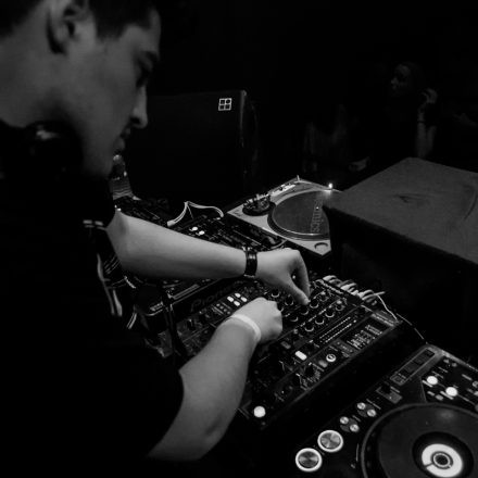 Vollkontakt @ Fluc