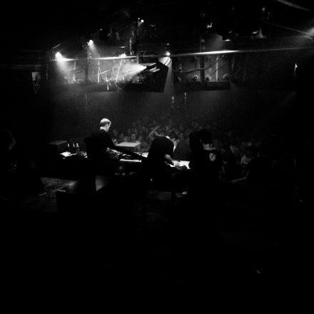 Vollkontakt @ Fluc