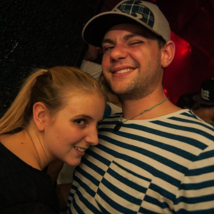 Vollkontakt @ Fluc