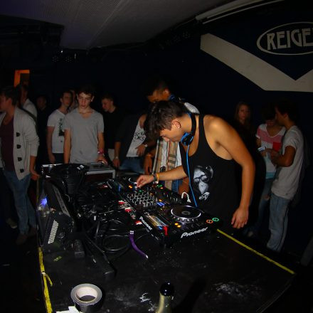 Hietzing On Fire 2 @ Reigen