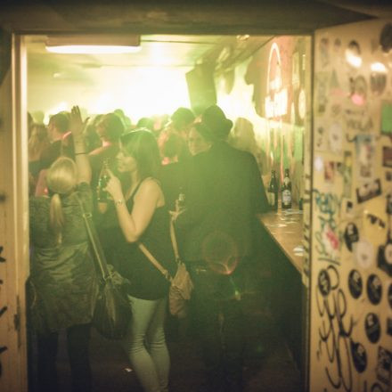 (Vienna's First) 90ies Club @ The Loft