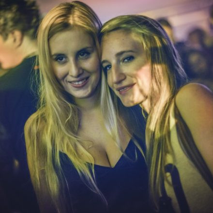 (Vienna's First) 90ies Club @ The Loft