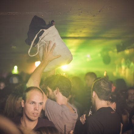 (Vienna's First) 90ies Club @ The Loft