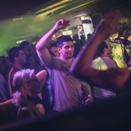 (Vienna's First) 90ies Club @ The Loft