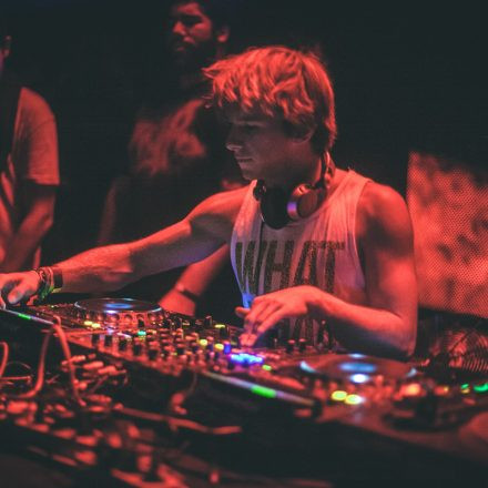 T H A T S H x T @ Flex