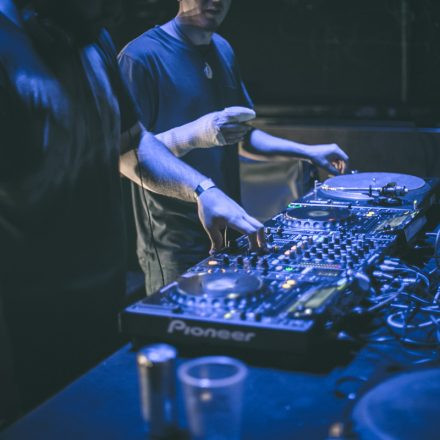 T H A T S H x T @ Flex