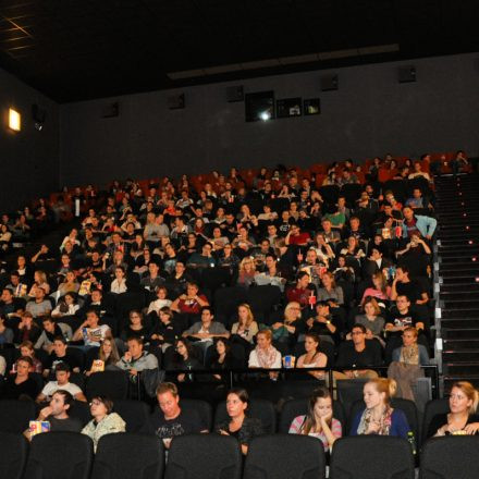 Volume Filmpremiere: PRAKTI.COM @ UCI Millennium City