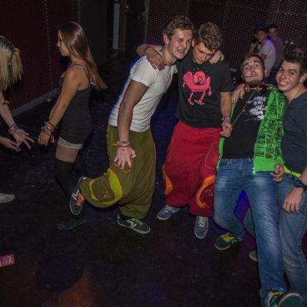 BEATTHROAT FEAT. 12TH PLANET @ WUK PT. 2