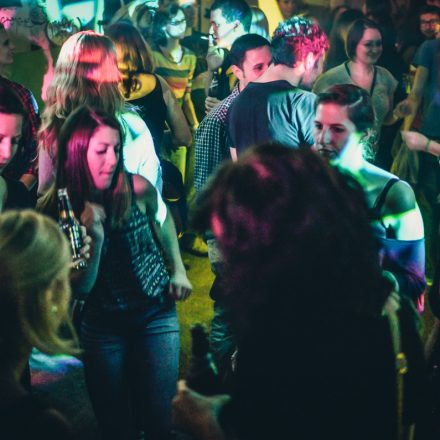 (Vienna's First) 90ies Club @ The Loft