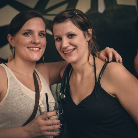 (Vienna's First) 90ies Club @ The Loft