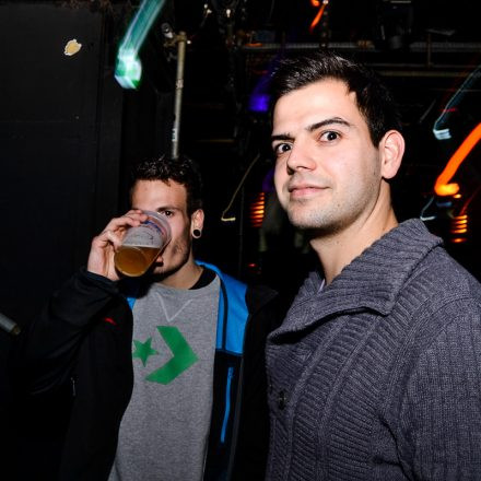 Wednesday Madness @ Flex