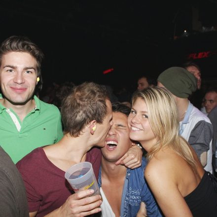 Zuckerwatt & Crazy @ Flex