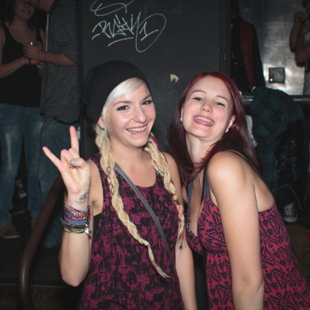 WEDNESDAY MADNESS FEAT. KAISER FRANZ JOSEF @ Flex