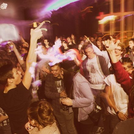 Mainframe Clubnights pres. Sun and Bass Reunion Vienna