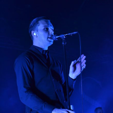 Hurts @ Gasometer