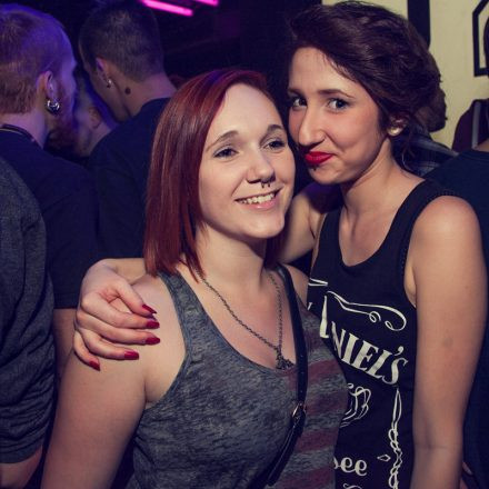 Addicted To Female Rockpower! @ U4