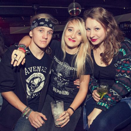 Addicted To Female Rockpower! @ U4