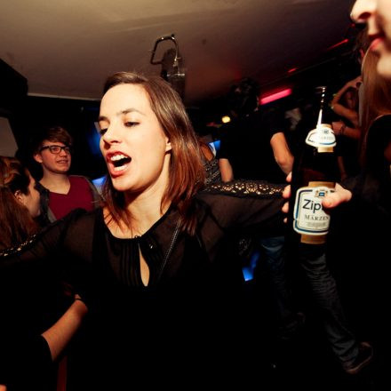 Schwester Semester @ the Loft