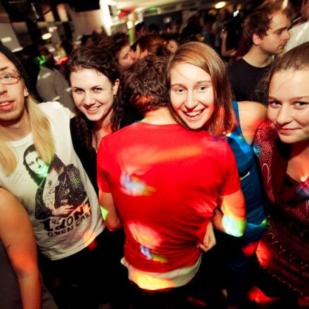 Schwester Semester @ the Loft