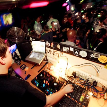 Schwester Semester @ the Loft