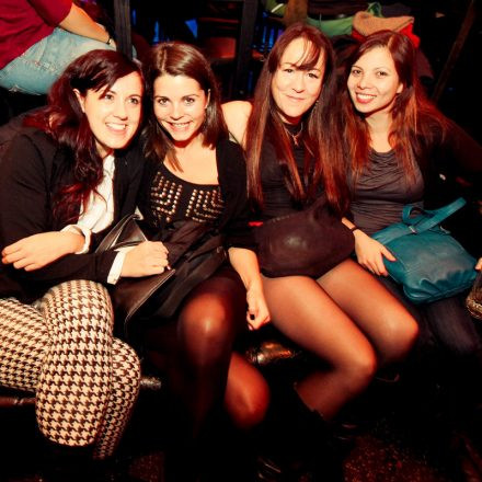 Schwester Semester @ the Loft
