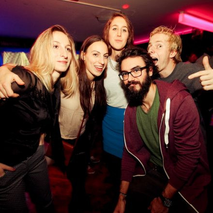 Schwester Semester @ the Loft