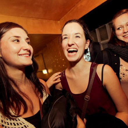 Schwester Semester @ the Loft